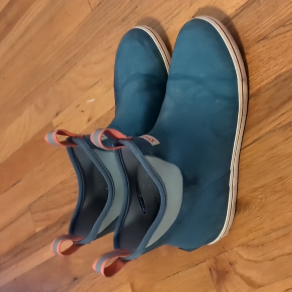 XtraTuf Shoes Xtratuf 6 Ankle Deck Boot Poshmark